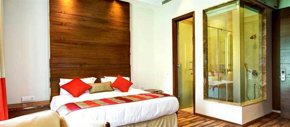 La Sagrita Hotel New Delhi Exterior photo