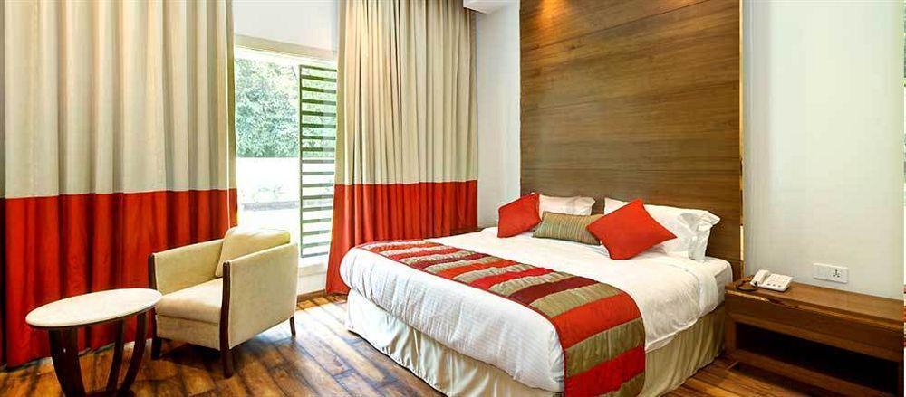 La Sagrita Hotel New Delhi Exterior photo