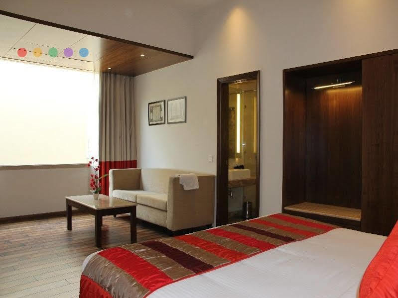 La Sagrita Hotel New Delhi Exterior photo