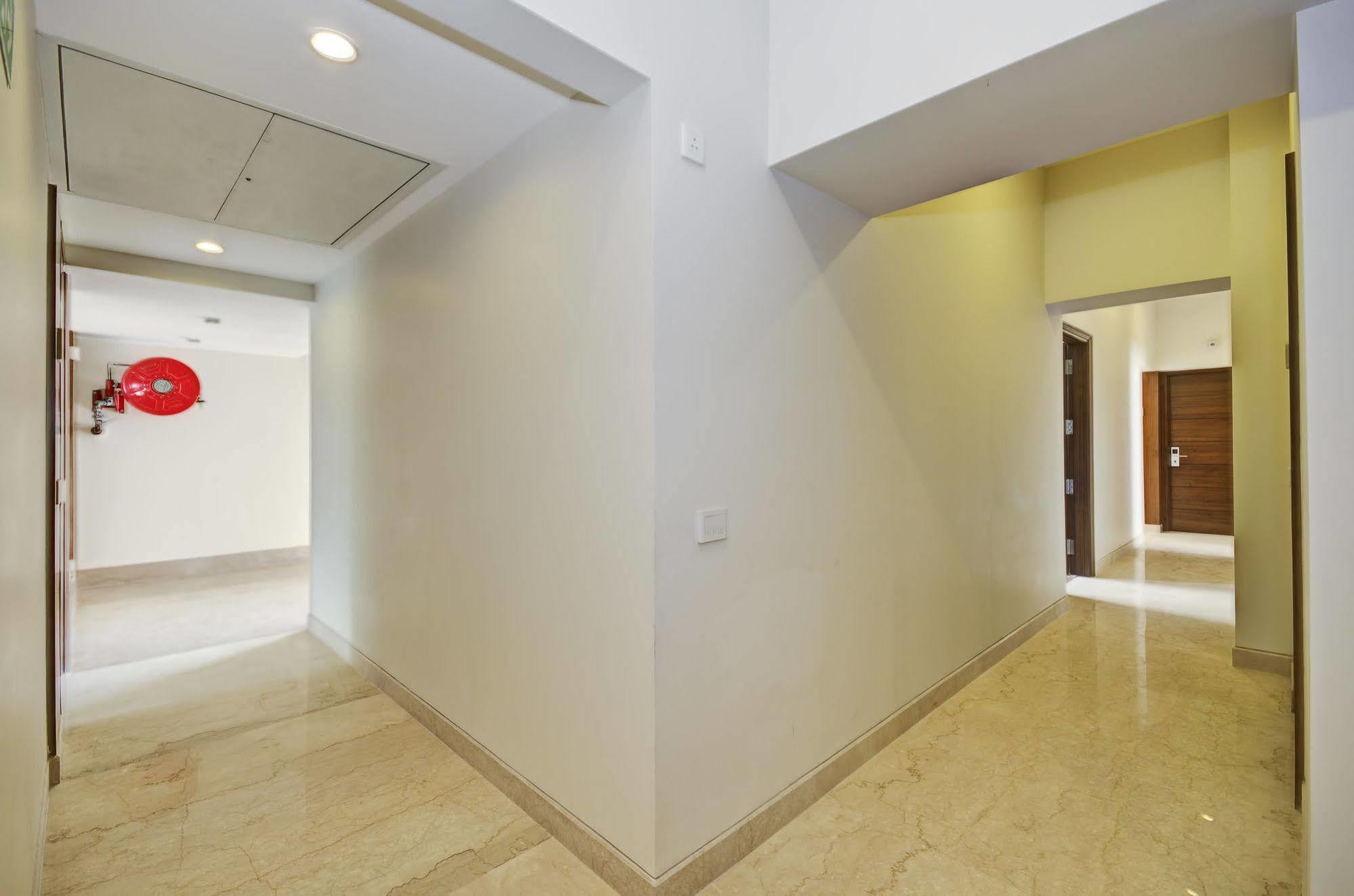 La Sagrita Hotel New Delhi Exterior photo